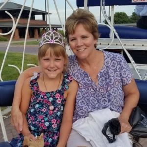 Meet your Posher, Lori